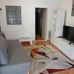Apartments Srzic No1