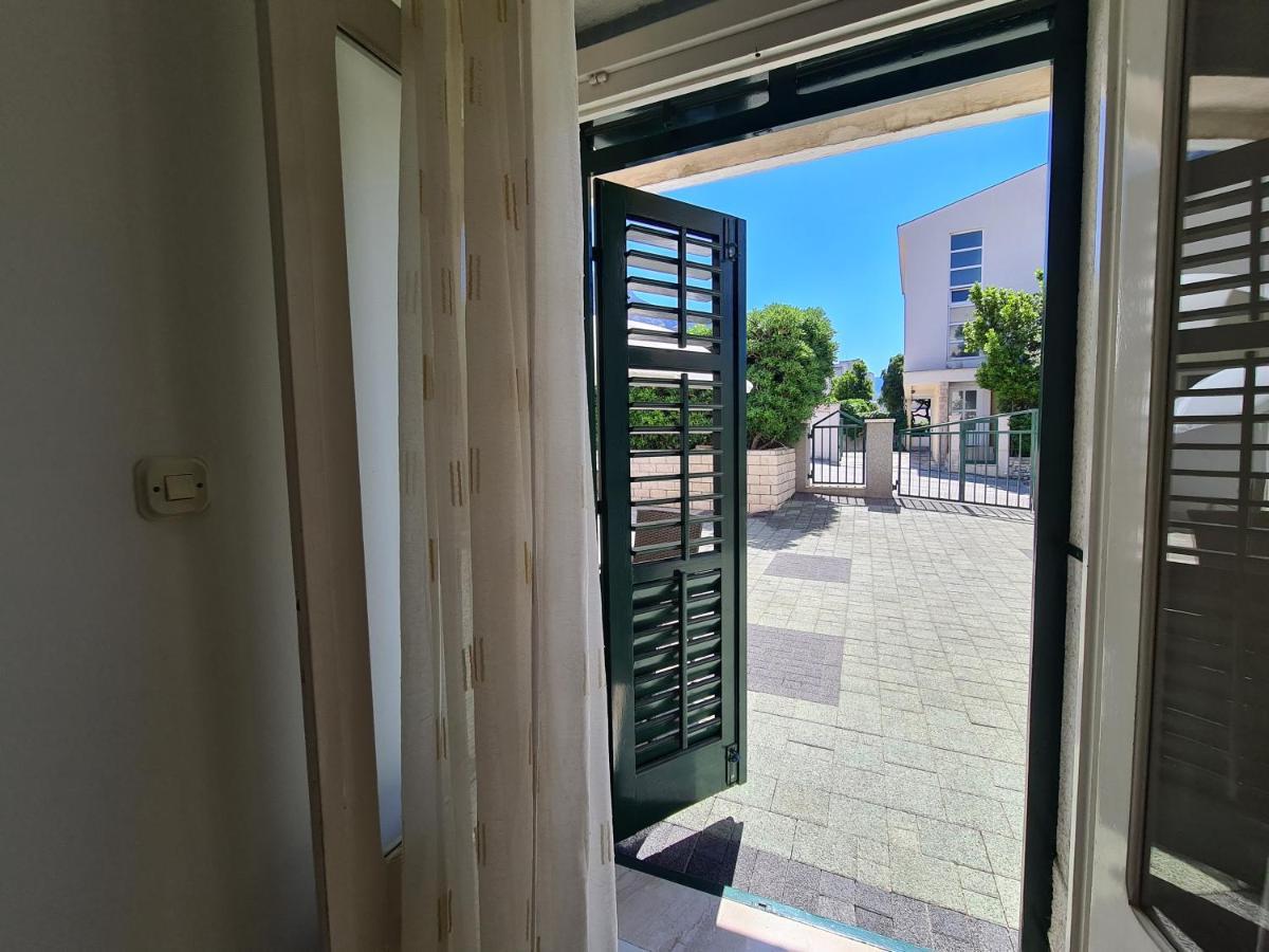 Srzic No1 Apartment Makarska