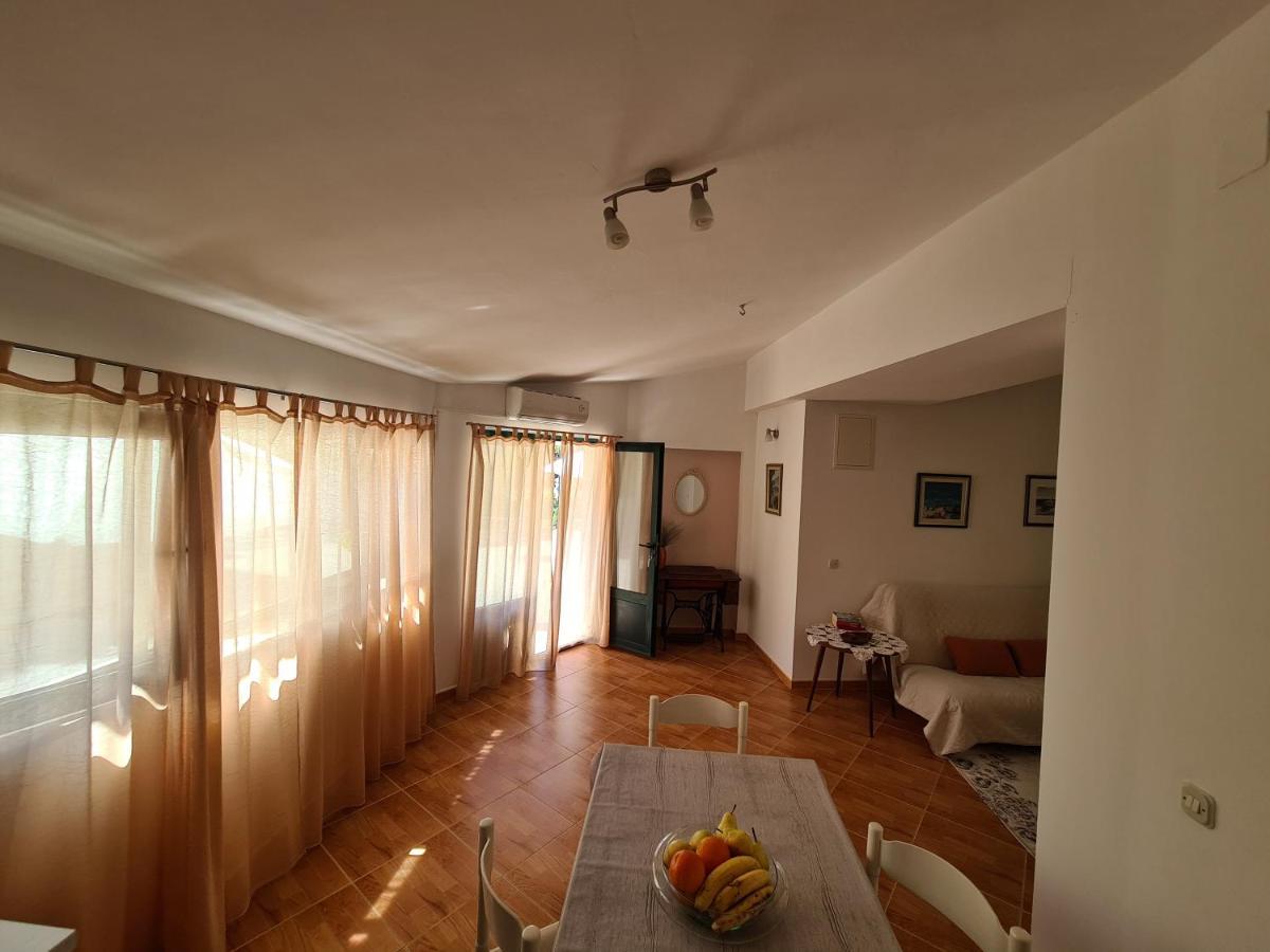 Srzic No1 Apartment Makarska