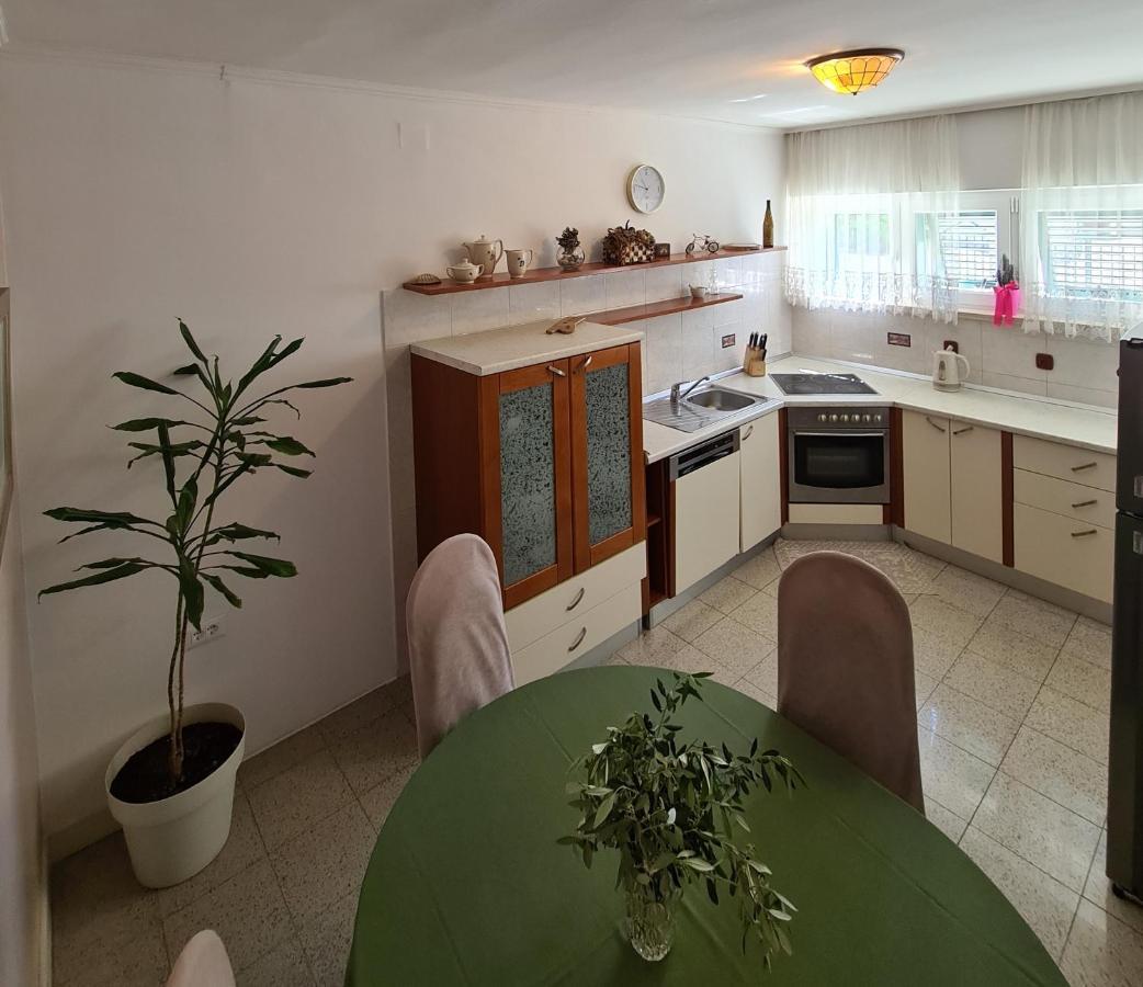 Srzic No1 Apartment *